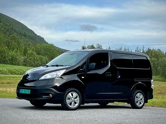 Nissan e-NV200 8 of 30
