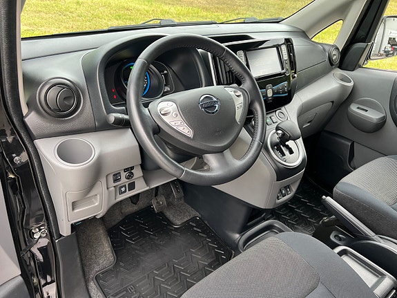 Nissan e-NV200 26 of 30