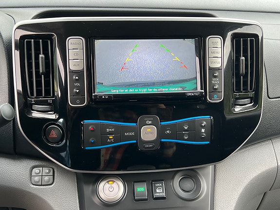 Nissan e-NV200 30 of 30
