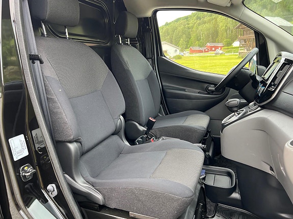 Nissan e-NV200 20 of 30