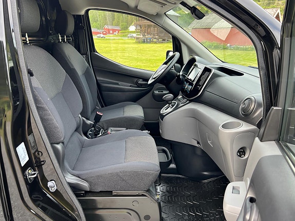 Nissan e-NV200 21 of 30