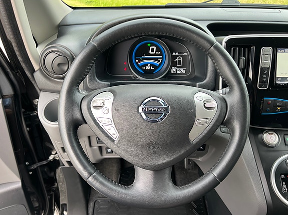 Nissan e-NV200 27 of 30