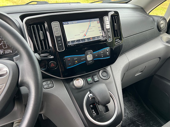 Nissan e-NV200 28 of 30