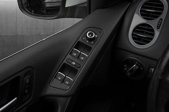 Volkswagen Tiguan 18 of 29