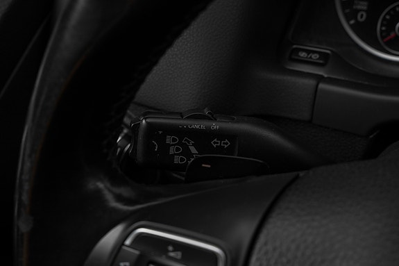 Volkswagen Tiguan 16 of 29