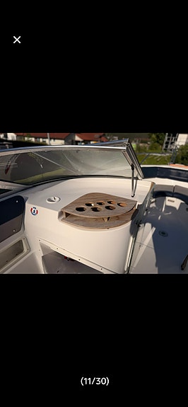 660 BR Bowrider 13 of 19