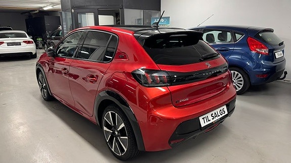 Peugeot 208 11 of 30