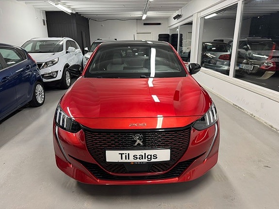 Peugeot 208 3 of 30