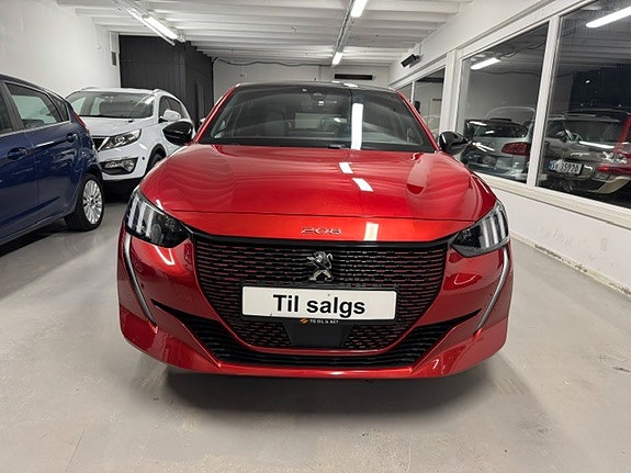 Peugeot 208 2 of 30
