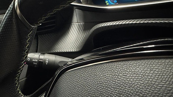 Peugeot 208 17 of 30