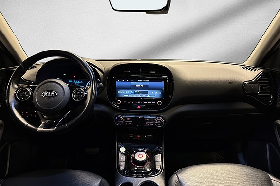 Kia e-Soul 15 of 20