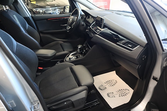BMW 225xe 20 of 30