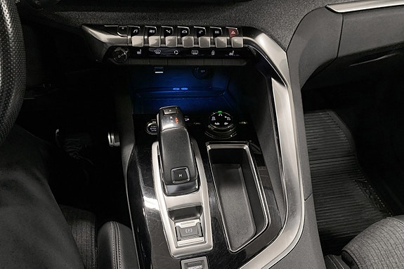 Peugeot 5008 7 of 17