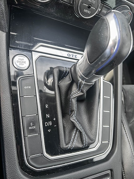 Volkswagen Passat 13 of 21