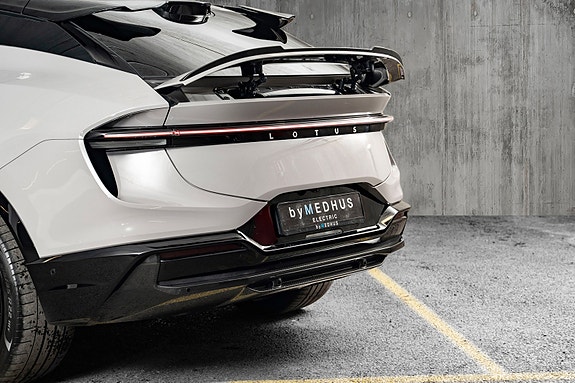 Lotus Eletre 14 of 30