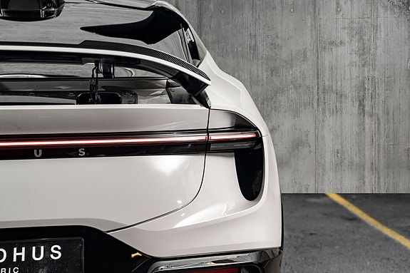 Lotus Eletre 12 of 30