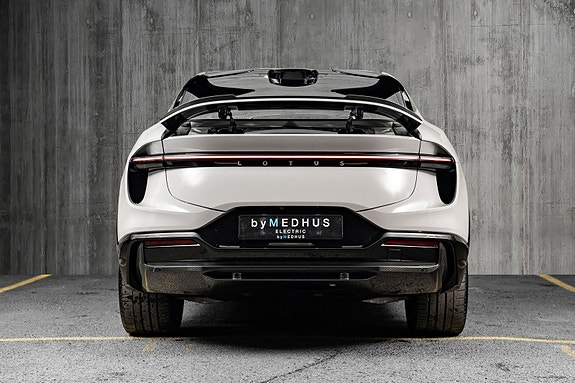Lotus Eletre 11 of 30