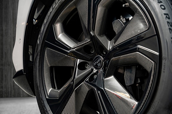 Lotus Eletre 18 of 30