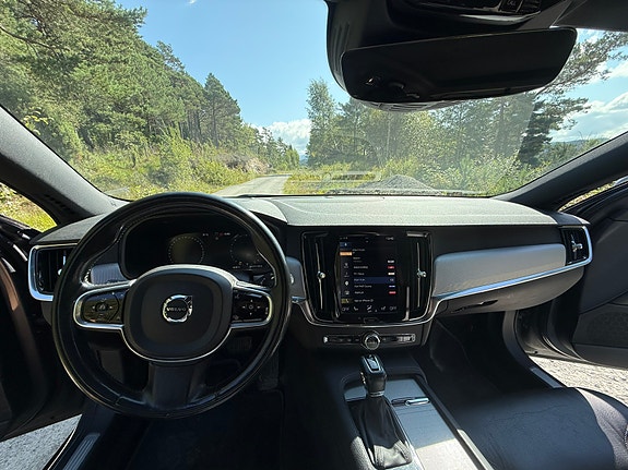 Volvo V90 15 of 17