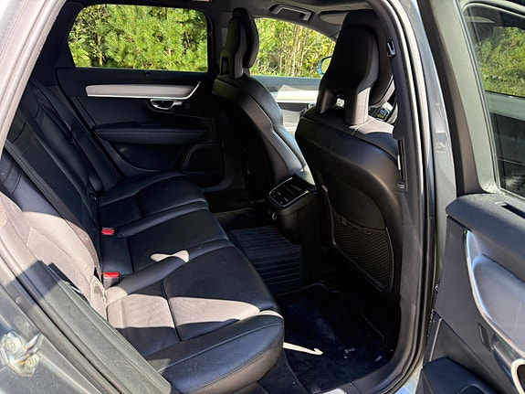Volvo V90 10 of 17