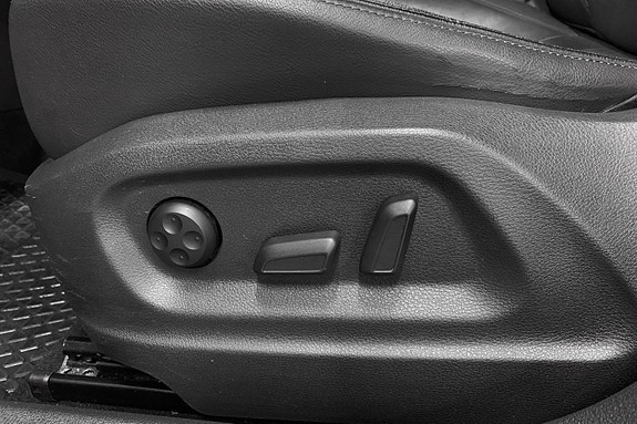 Volkswagen Tiguan 9 of 15