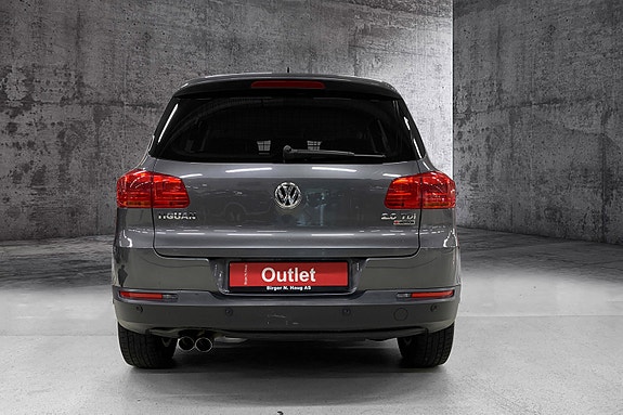 Volkswagen Tiguan 3 of 15