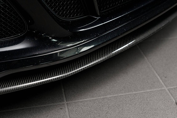 Porsche 911 Carrera 4 GTS 17 of 30