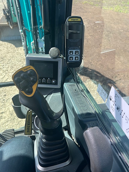 Kobelco SK58SRX 3 of 16
