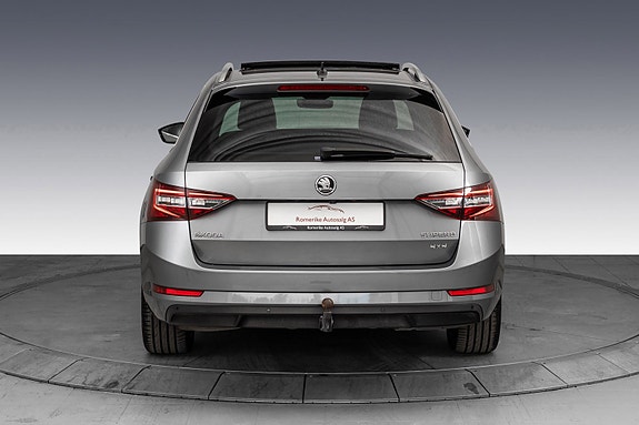 Skoda Superb 5 of 30