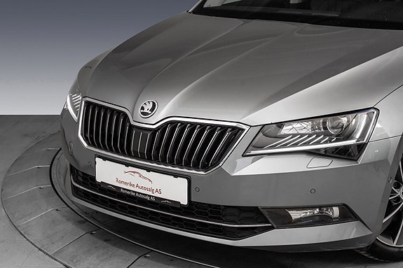 Skoda Superb 2 of 30