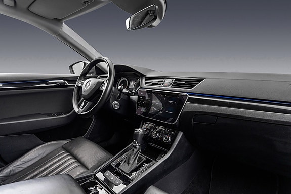 Skoda Superb 20 of 30
