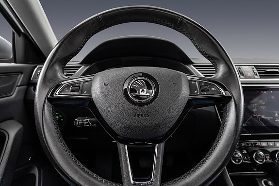 Skoda Superb 24 of 30