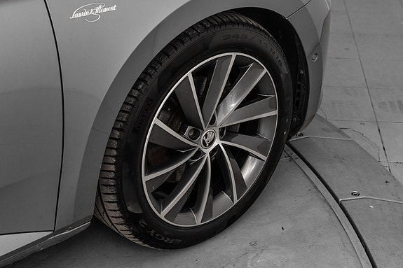Skoda Superb 10 of 30