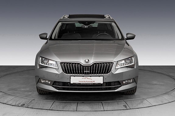 Skoda Superb 13 of 30