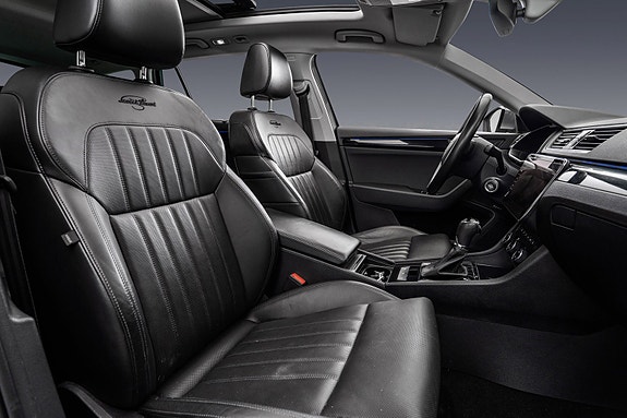 Skoda Superb 21 of 30