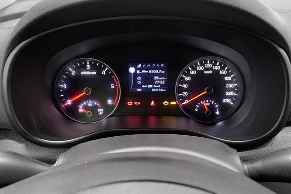 Kia Sportage 10 of 13