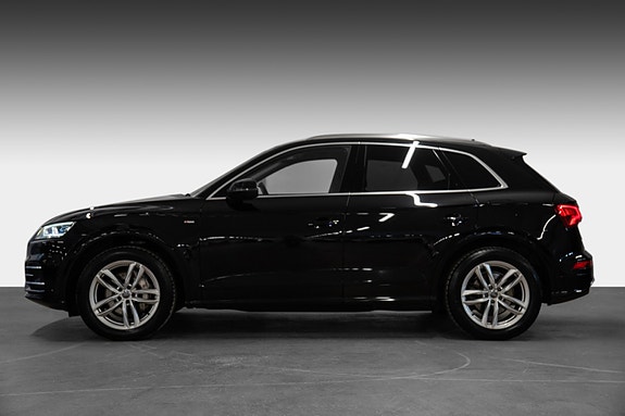 Audi Q5 3 of 30