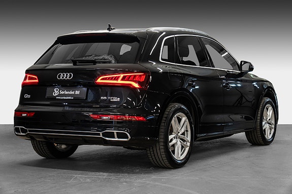 Audi Q5 5 of 30