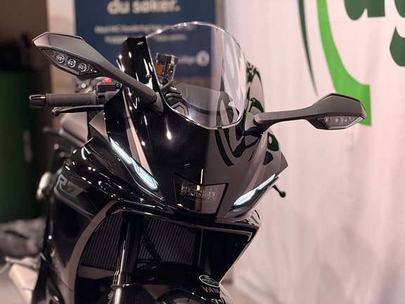 Yamaha R7 - sort - gått lite , med varmeholker 13 of 19
