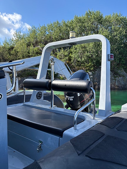PRO RIB 520 11 of 16