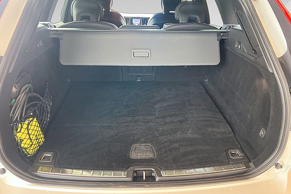 Volvo XC60 7 of 18