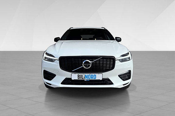 Volvo XC60 2 of 18