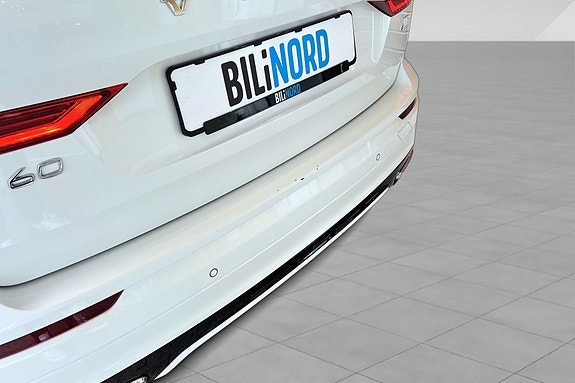Volvo XC60 8 of 18