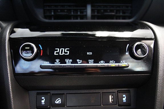 Toyota Yaris Cross 13 of 30