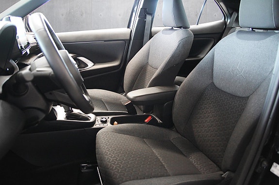 Toyota Yaris Cross 23 of 30