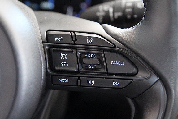 Toyota Yaris Cross 6 of 30