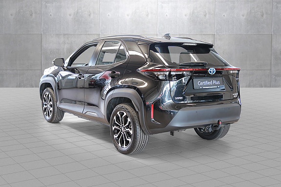 Toyota Yaris Cross 4 of 30