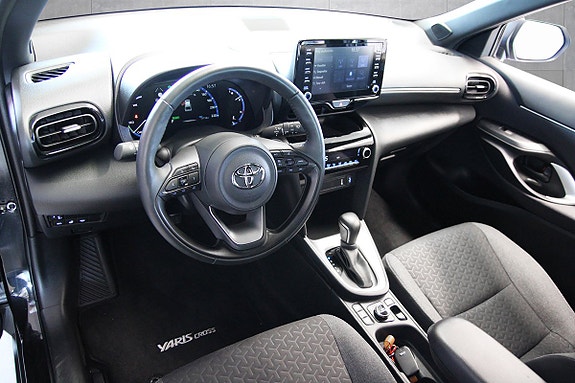 Toyota Yaris Cross 24 of 30