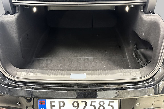 god oppbevaringsplass i bagasjerommet