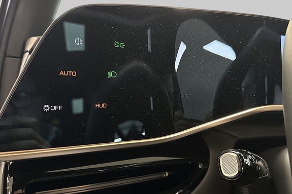 Digitale kontrollpaneler med innstillinger og heads-up display trykk knapper